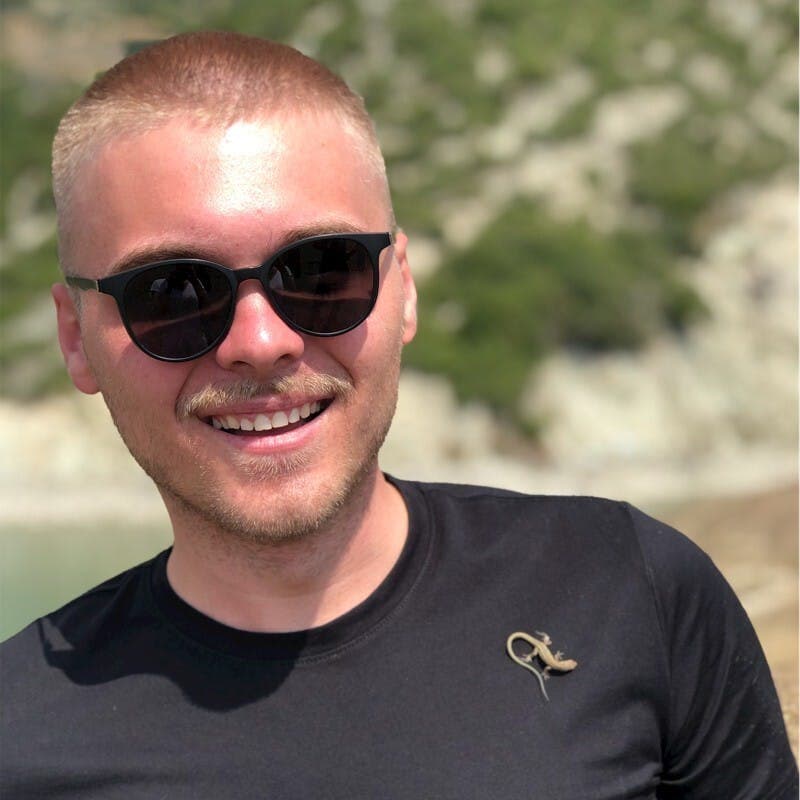 Mihnea-Octavian Manolache, Full Stack Developer @ WebScrapingAPI